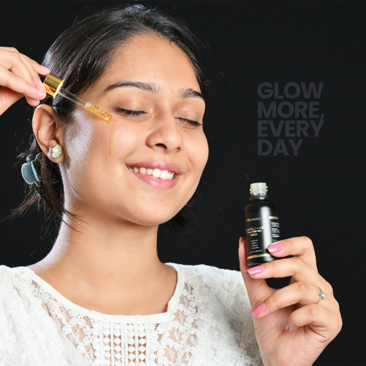 Glamure Kumkumadi Face Serum | Ayurvedic Kumkumadi Tailam Face Oil with Vitamin C, Niacinamide & Hyaluronic Acid | Face Oil for Glowing Skin, Pigmentation & Dark Spots | 30ml